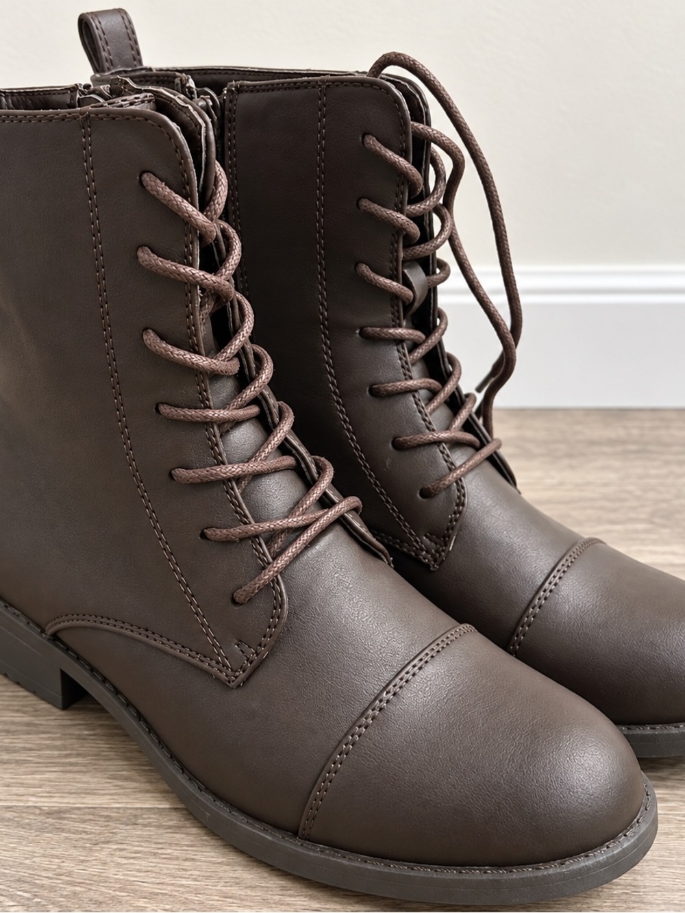 Brand New Brown Lace-Up Combat Boots Size 6
